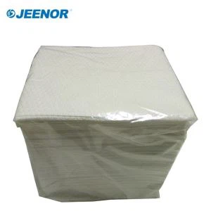 Oblečení z buničiny ze dřeva